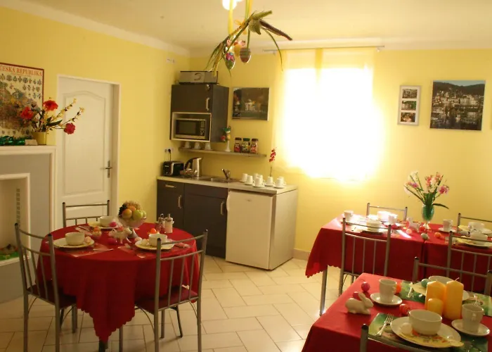 Na Vodach Hotel 3*