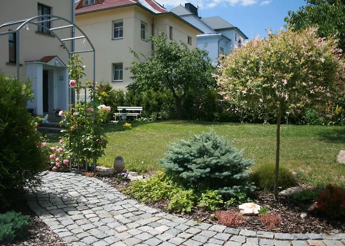 Hotel Na Vodach 3*